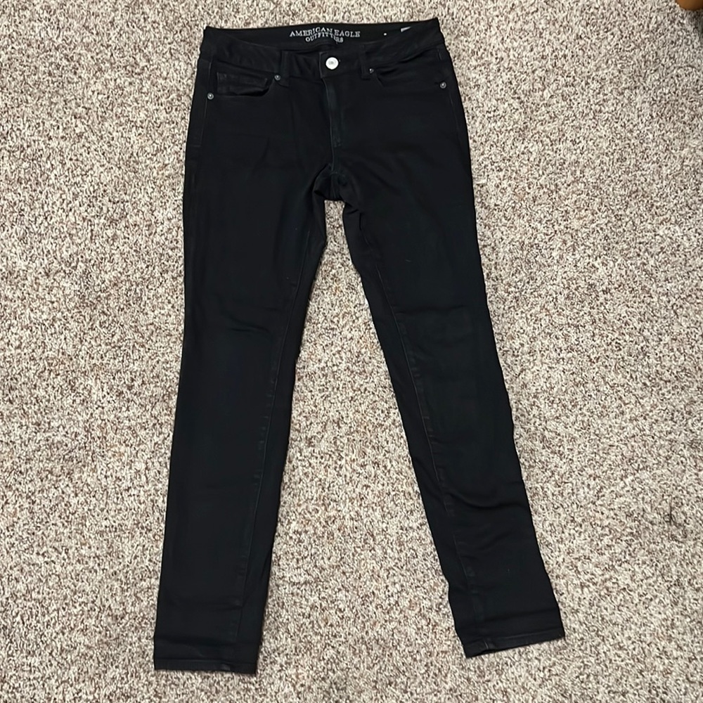 Womens AE jeans size 8